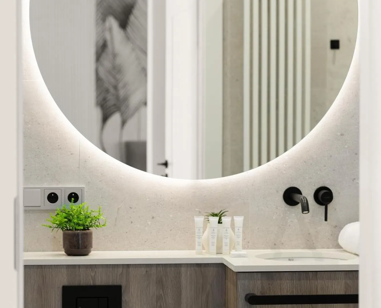 Luxurious Apartments In Warsaw With Sauna And Gym By Renters Prestige Polsko