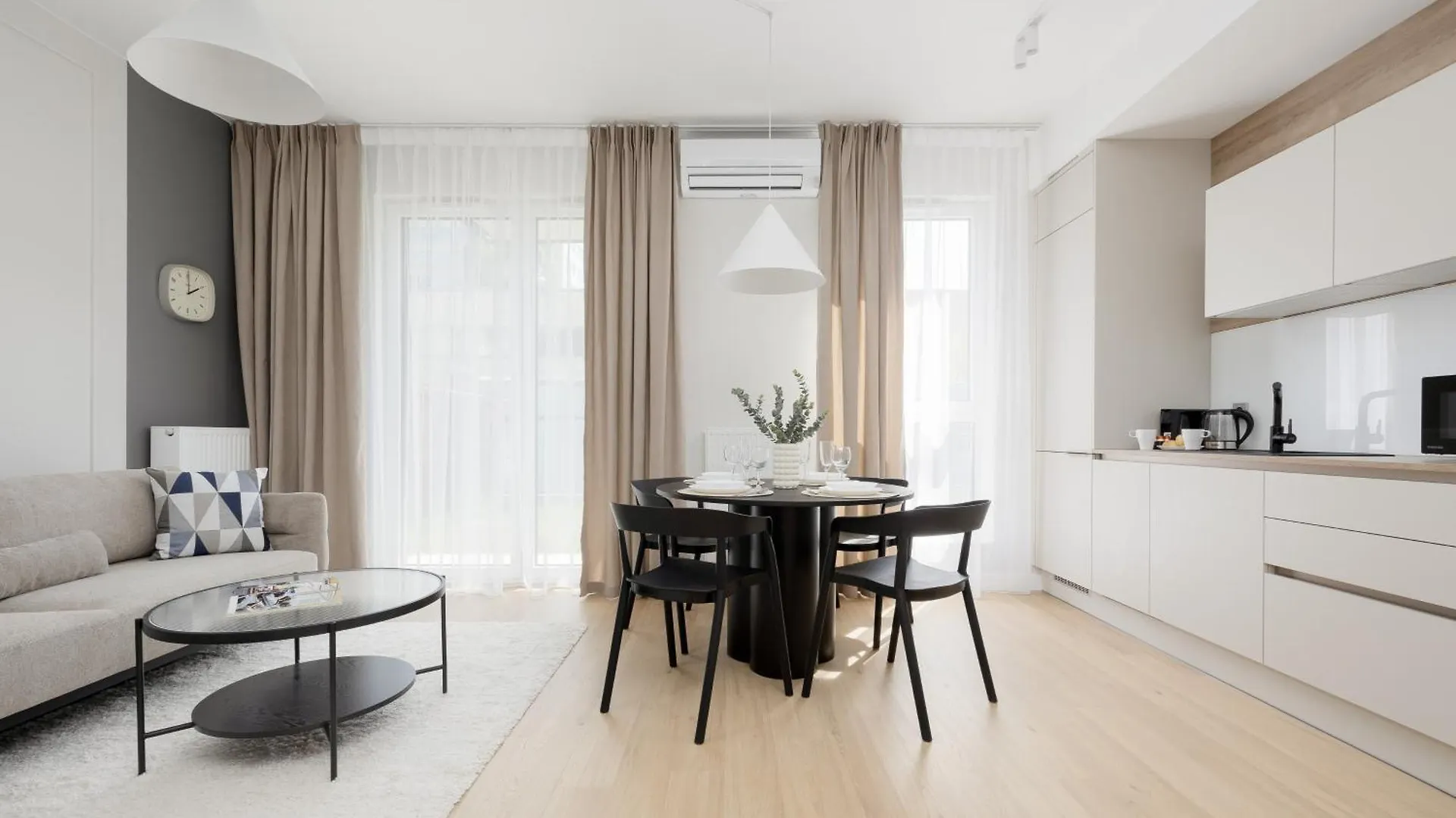 Luxurious Apartments In Warsaw With Sauna And Gym By Renters Prestige