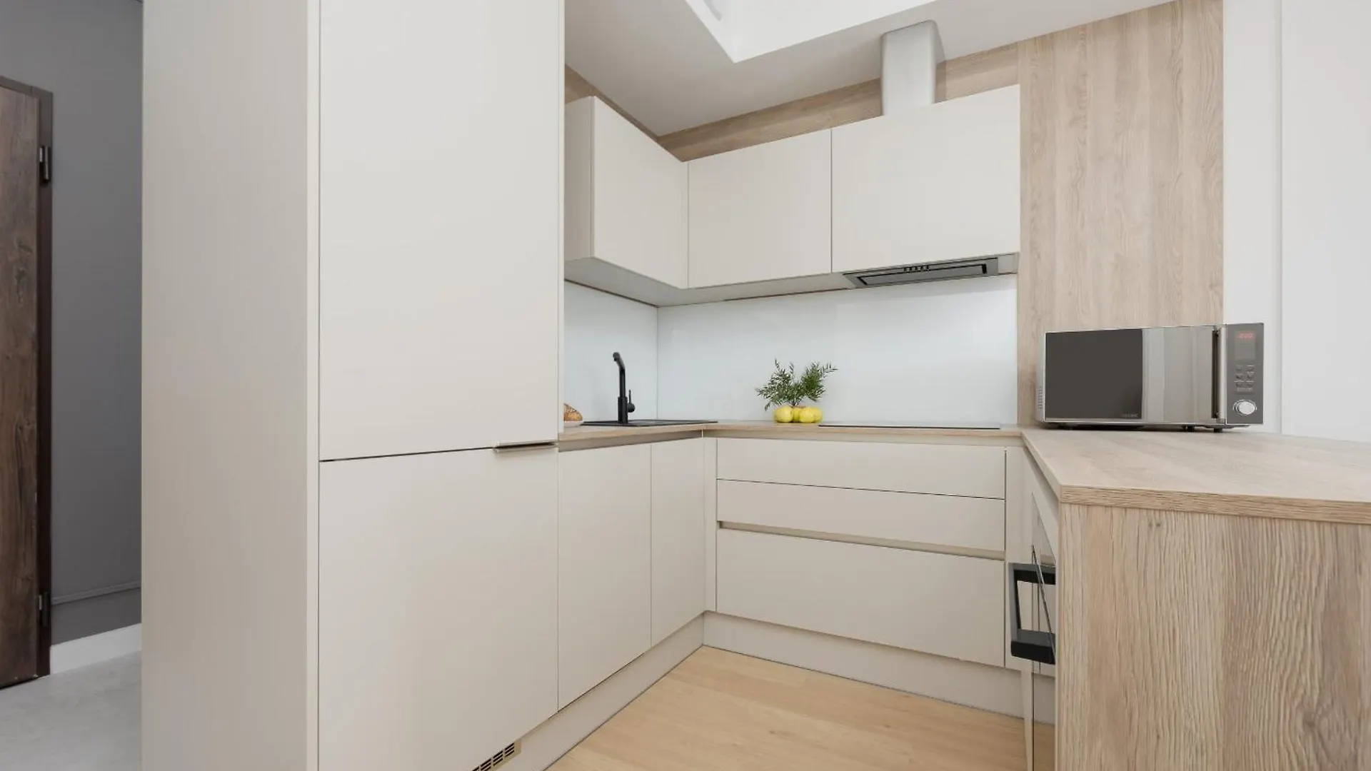 Luxurious Apartments In Warsaw With Sauna And Gym By Renters Prestige