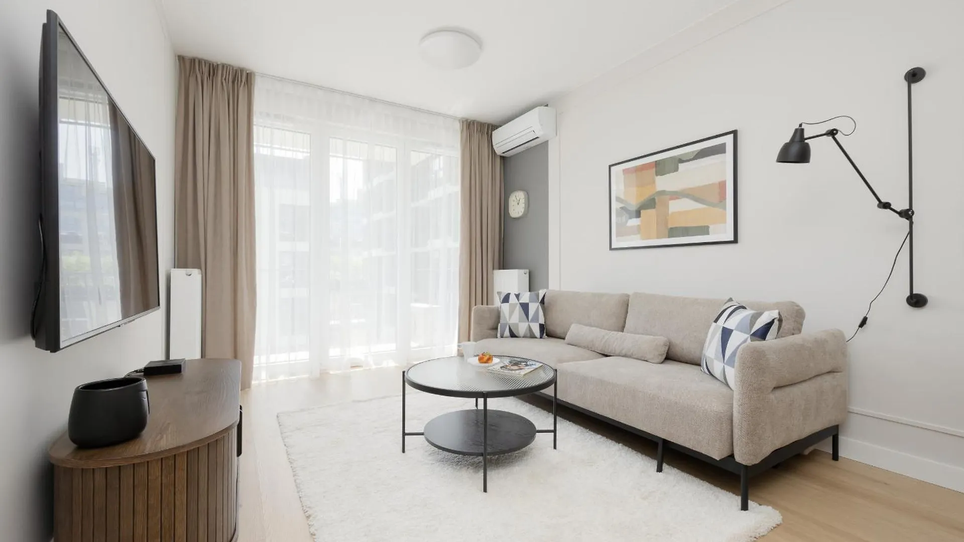 Luxurious Apartments In Warsaw With Sauna And Gym By Renters Prestige 0*,